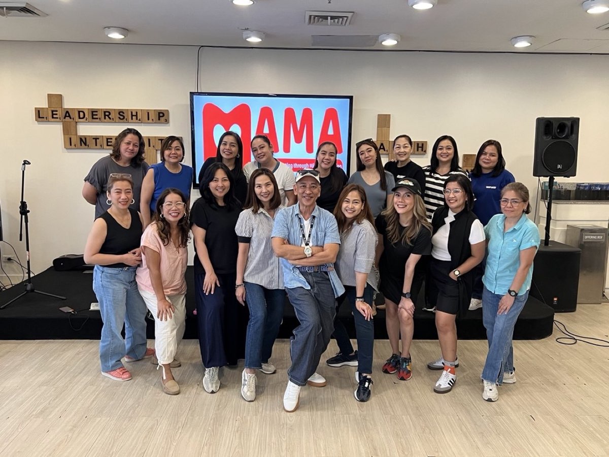 Mothers gathered at a MAMA fellowship