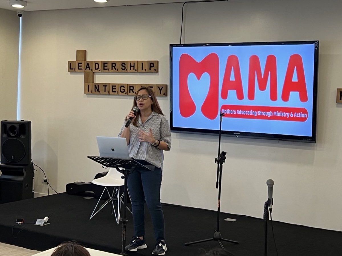 MAMA community moment